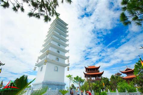 Chùa Linh Từ -  Ngôi Pagoda cổ kính với phong cảnh hữu tình!